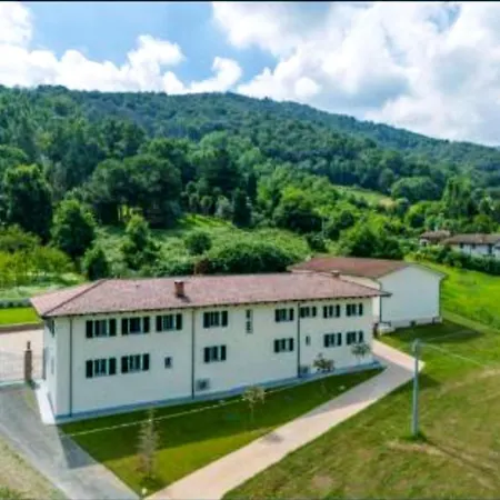 بيت ضيافة Il 3*